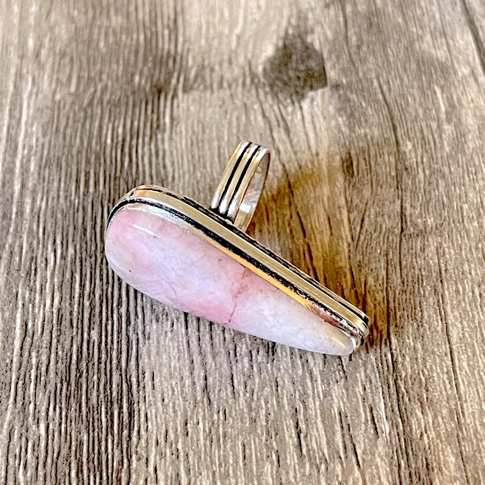Peruvian Pink Opal Gemstone Ring - image 4